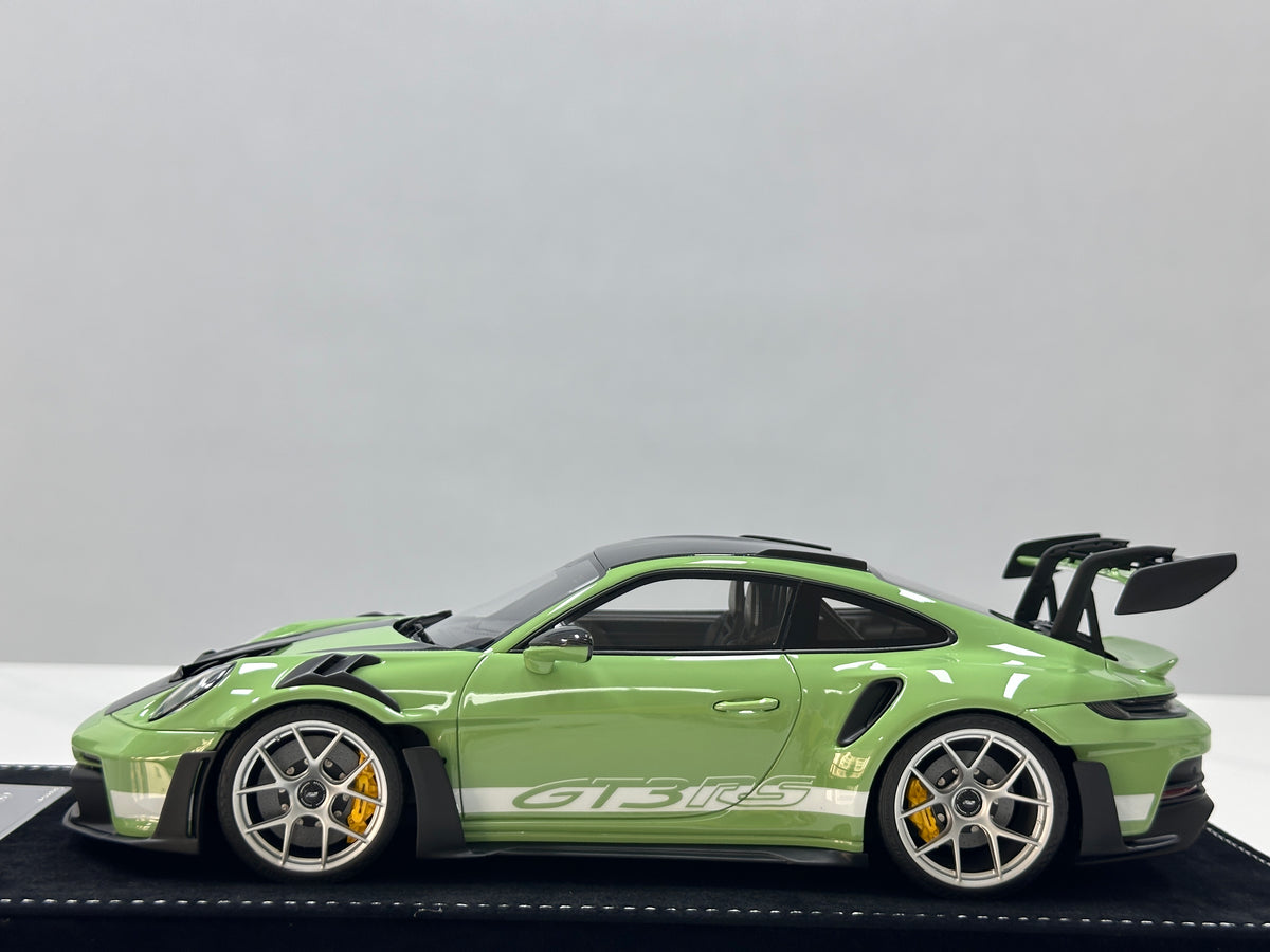 HH Model 1/18 Porsche 992 GT3 RS Francis Green HH726