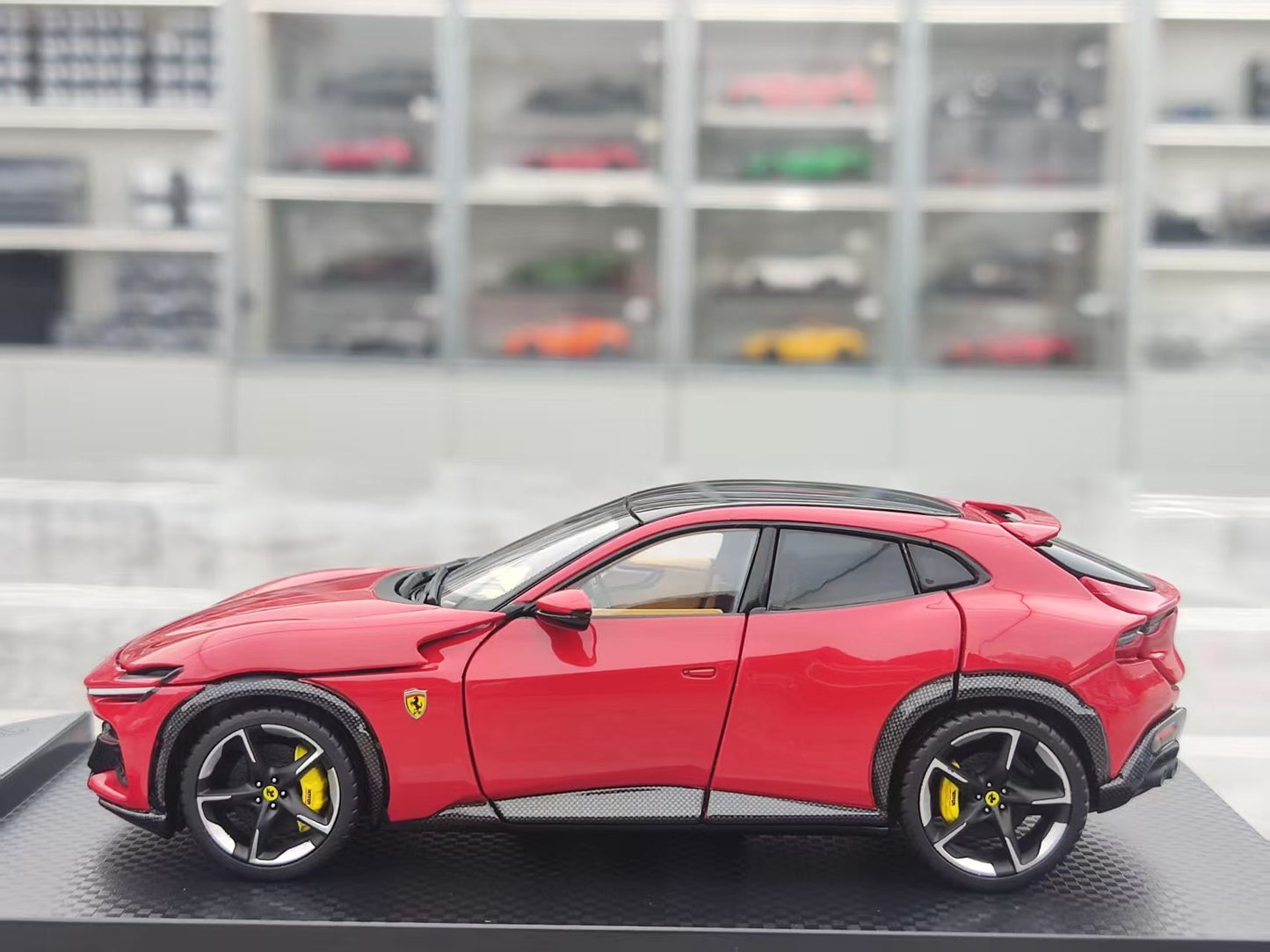 BBR 1/43 Ferrari Purosangue with panoramic sunroof, Racing Red (HE43002B)