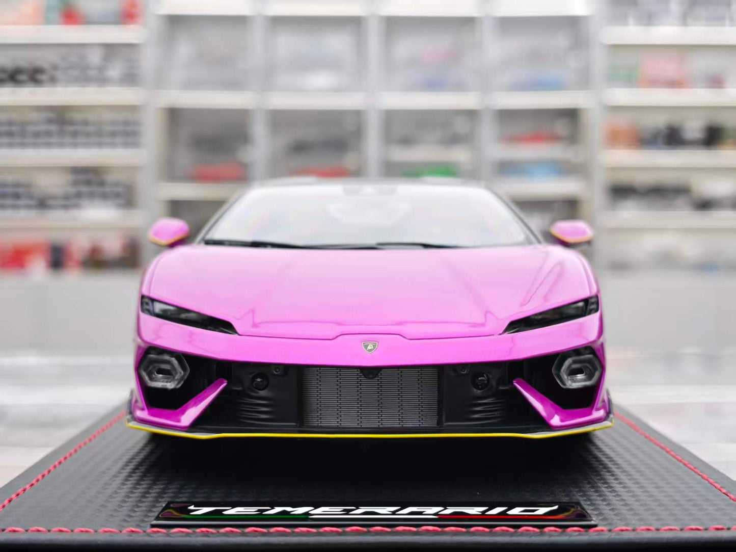 MR 1/18 Lamborghini Temerario LAMBO062SE3