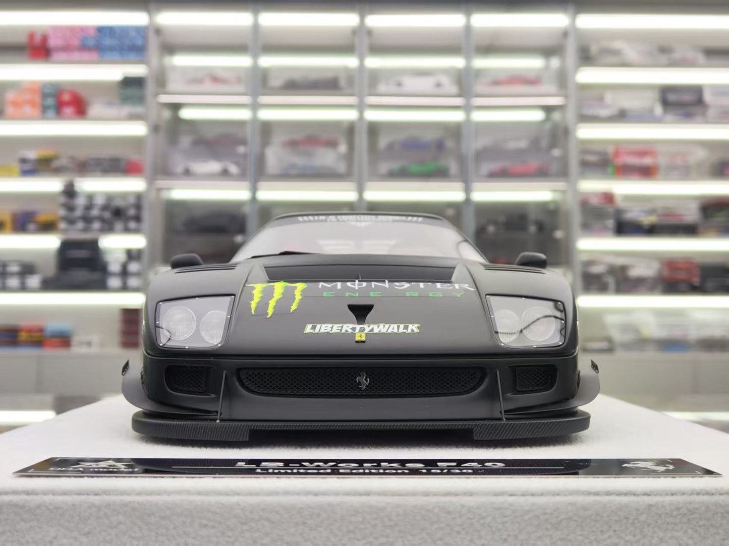 BBA MODEL 1/18 Ferrari F40 LBWK Widebody Modified Version Monster Paint Car Model BBA024