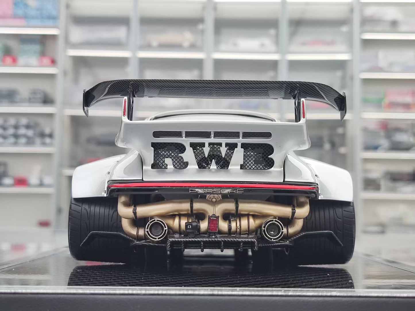 MCM 1/18 Porsche RWB 964 heavily modified GT Silver limited edition car model MCM020