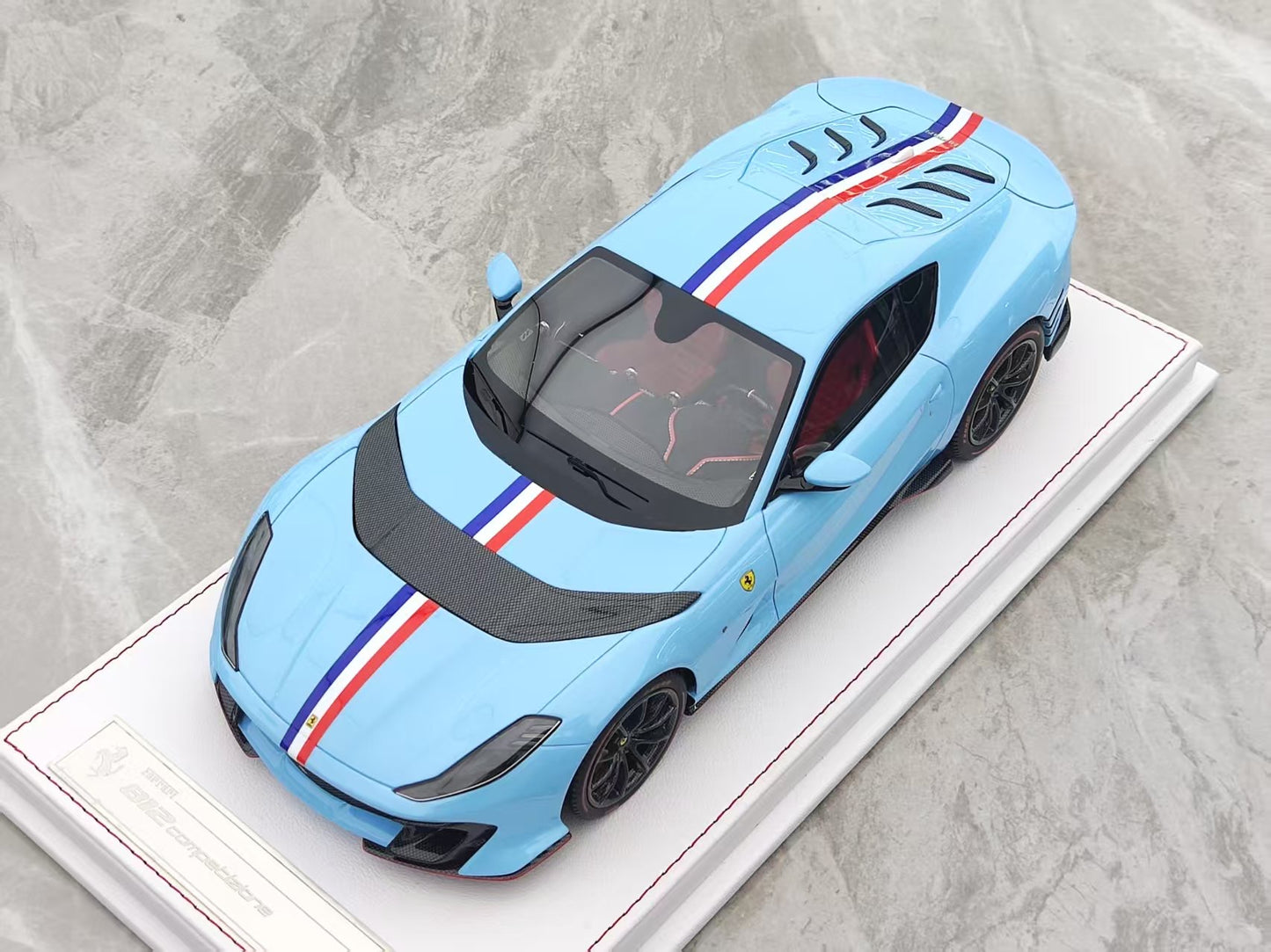 GL 1/18 Ferrari 812 Competizione Resin Model JS-GL027