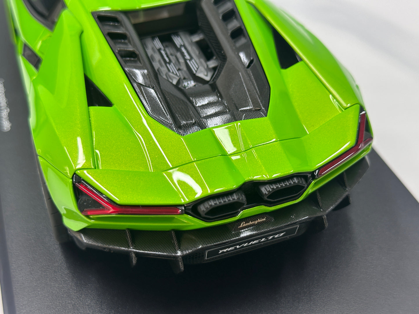 Topspeed 1/18 Lamborghini Revuelto Green TS0621