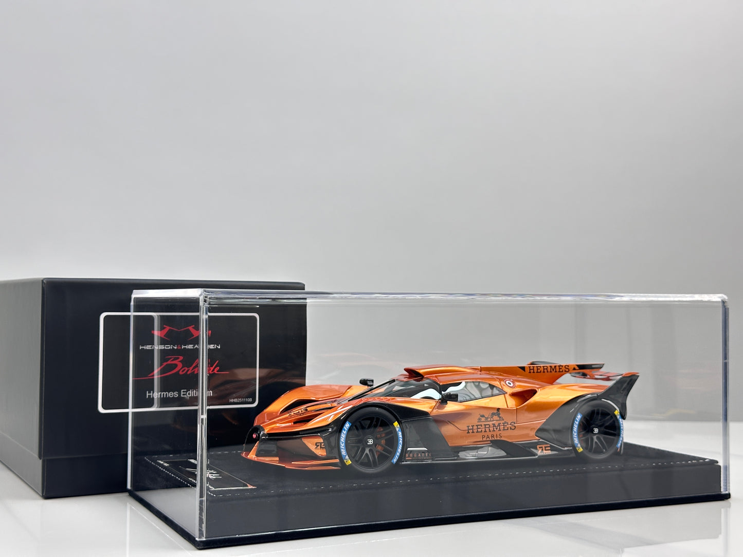 HH Model 1/18 Bugatti Bolide
