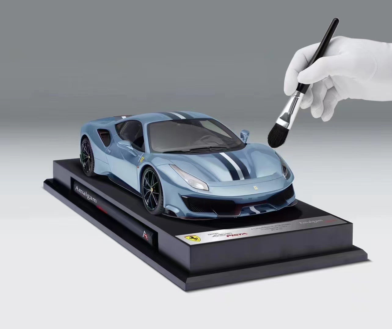 Amalgam 1/18 Ferrari 488 Pista Custom Edition Diecast Car Model
