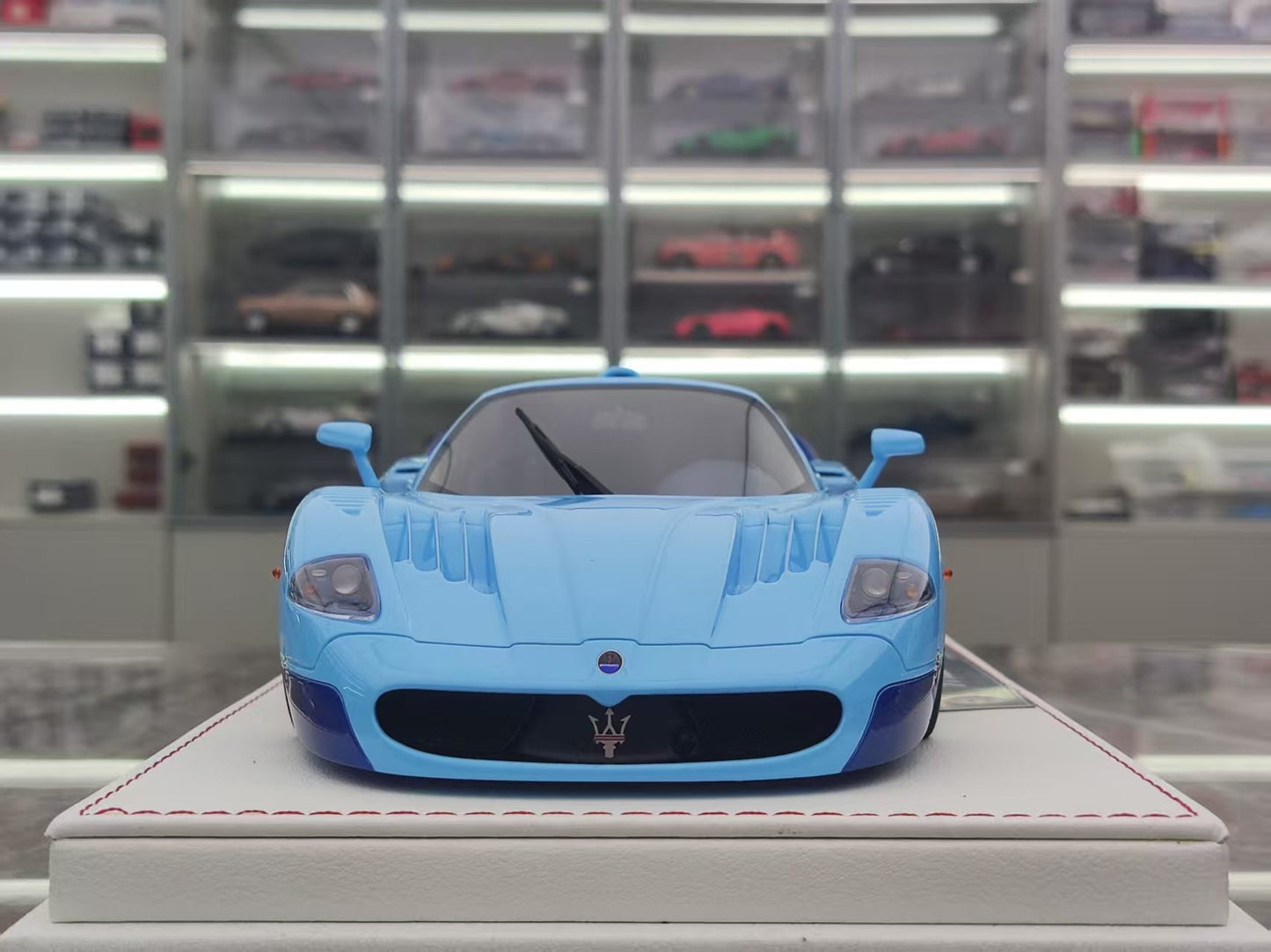 GL 1/18 Maserati MC12 Gulf Blue + Dark Blue Resin Model JS-GL024