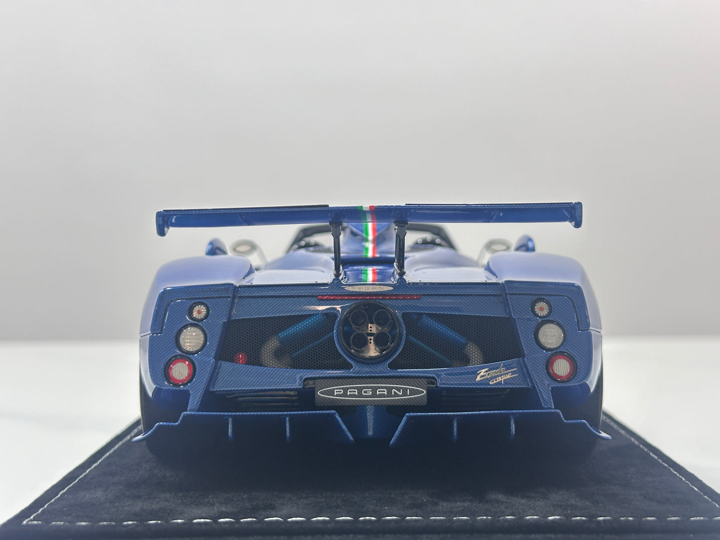 HH Model 1/18 Pagani Zonda Cinque Roadster Blue Full Carbon