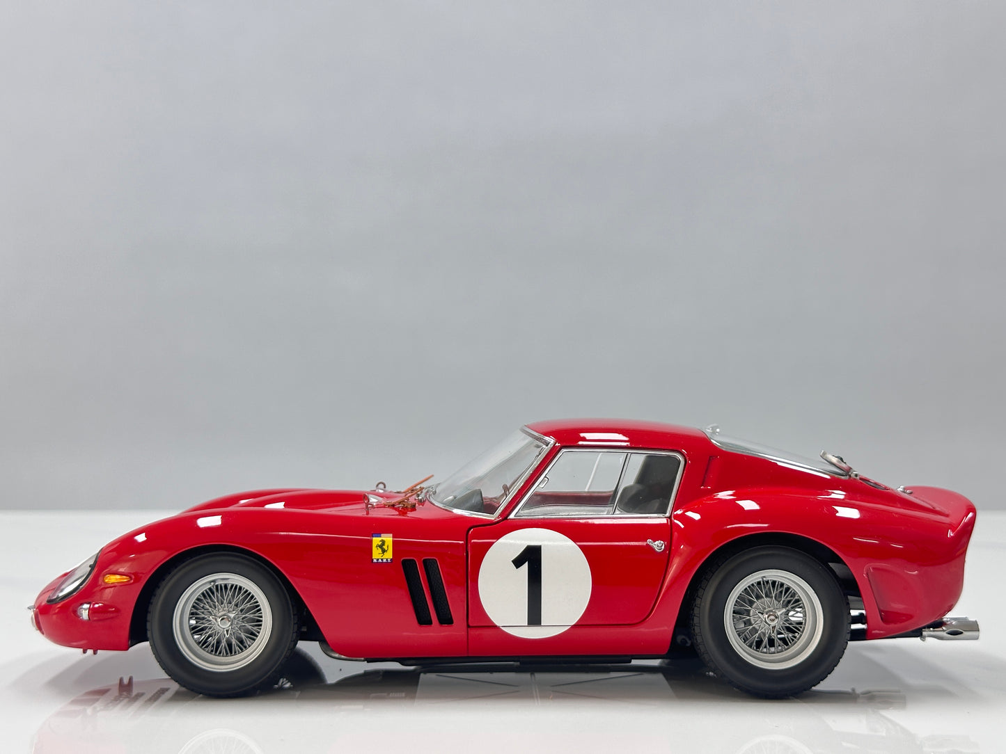 KYOSHO 1/18 Ferrari 250 GTO Red KY212