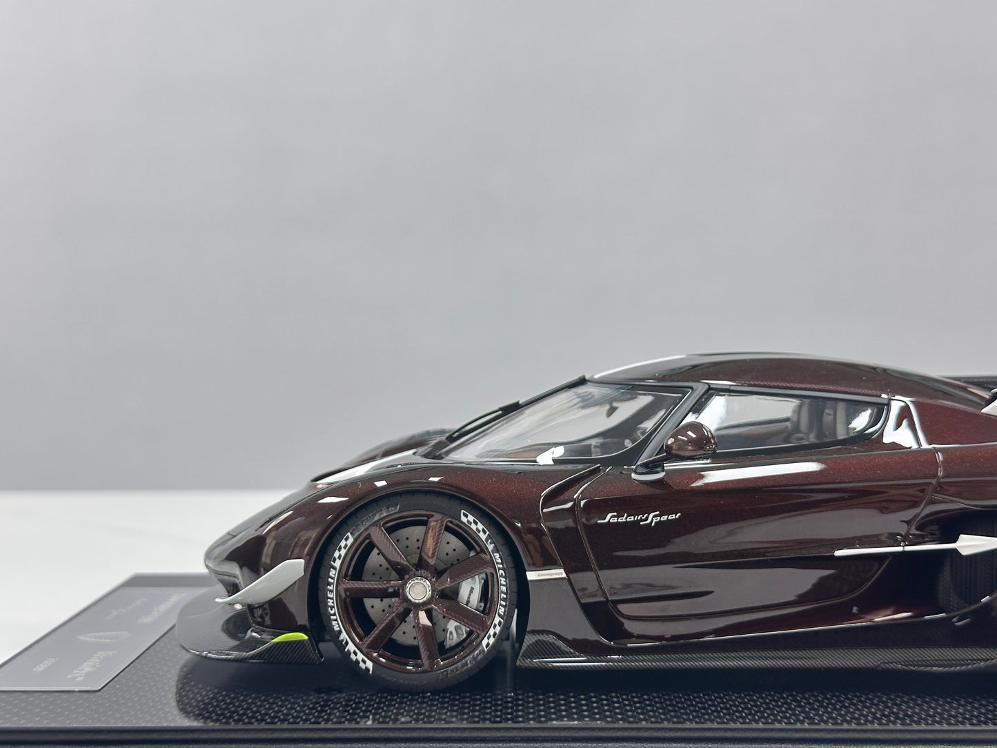 FRONTIART 1/18 Koenigsegg Jesko "Sadair's Spear" – Brown (FA198)
