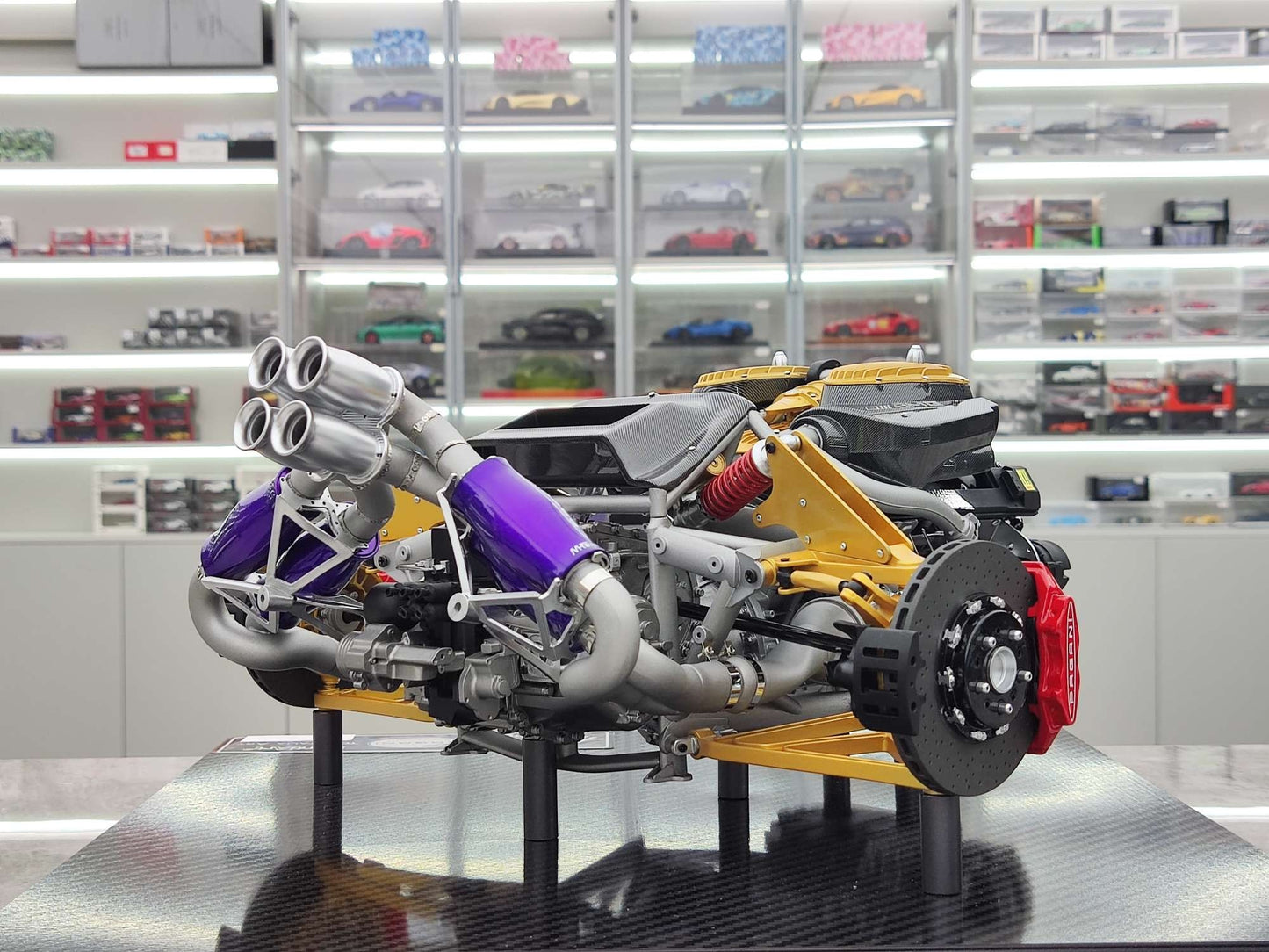 FRONTIART 1/6 Pagani Huaya Engine Black Gold Purple FA006