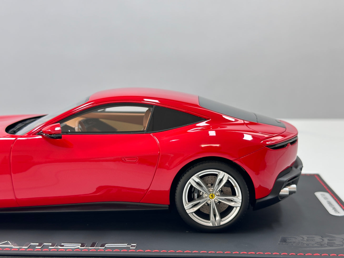 BBR 1/18 Ferrari Amalfi Standard Red P18272A