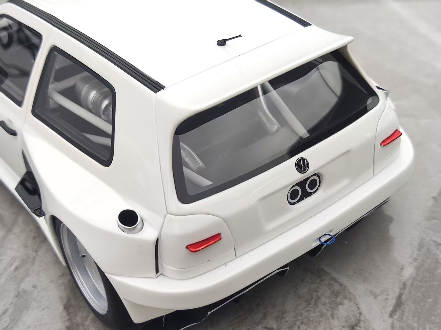 OTTO 1/18 Volkswagen Golf III Kyzyl Saleem White OT1110