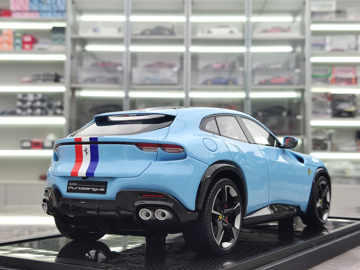 BBR 1/18 Ferrari Purosangue Plata Blue P18219AL