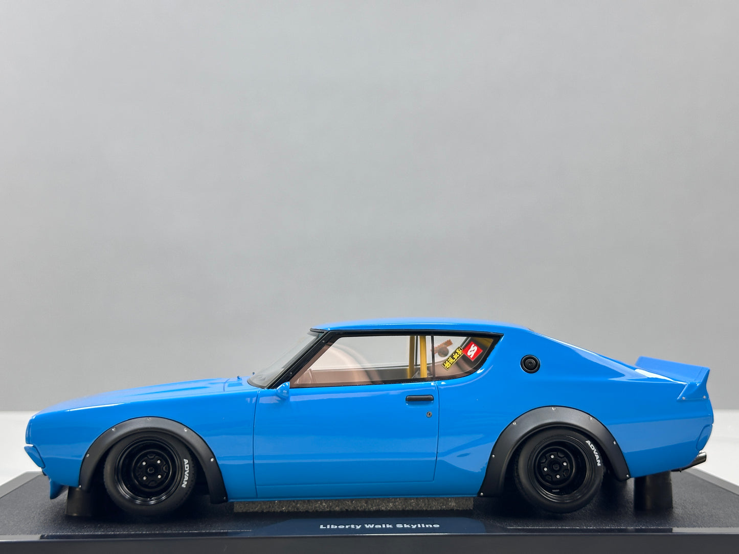 OTTO 1/18 Nissan Skyline 2000 GT-R (KPGC110) BY LB-WORKS Blue OT1210