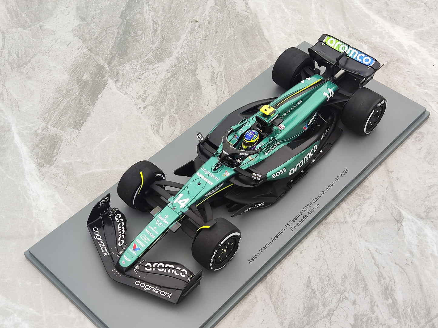 SPARK 1/18 Aston Martin F1 AMR24 2024 race to be determined No. 14 Asolong Green paint Simulation F1 model car 18S992