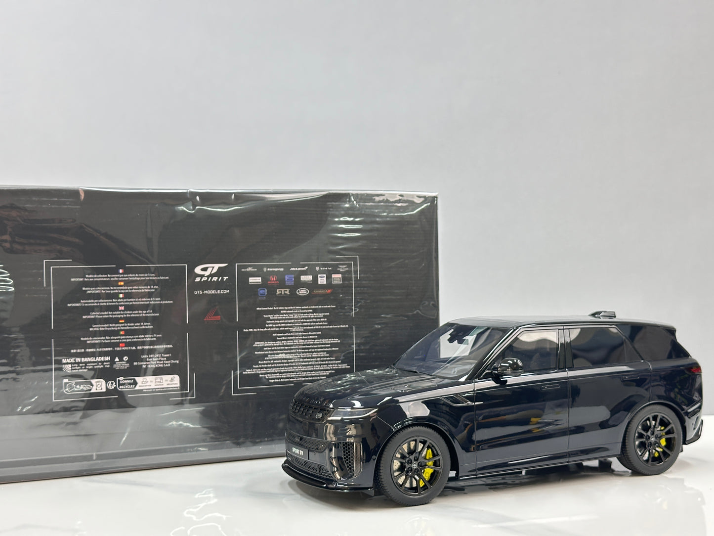 GT Spirit 1/12 Land Rover Range Rover Sport SV Edition Two Black GT555