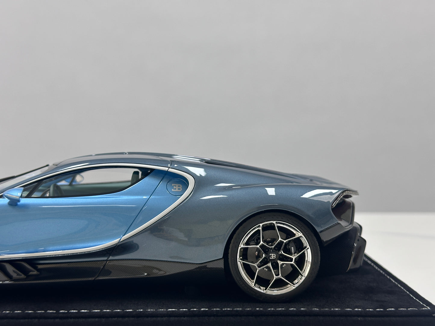 HH MODEL 1/18 Bugatti Tourbillon Release Color HH638