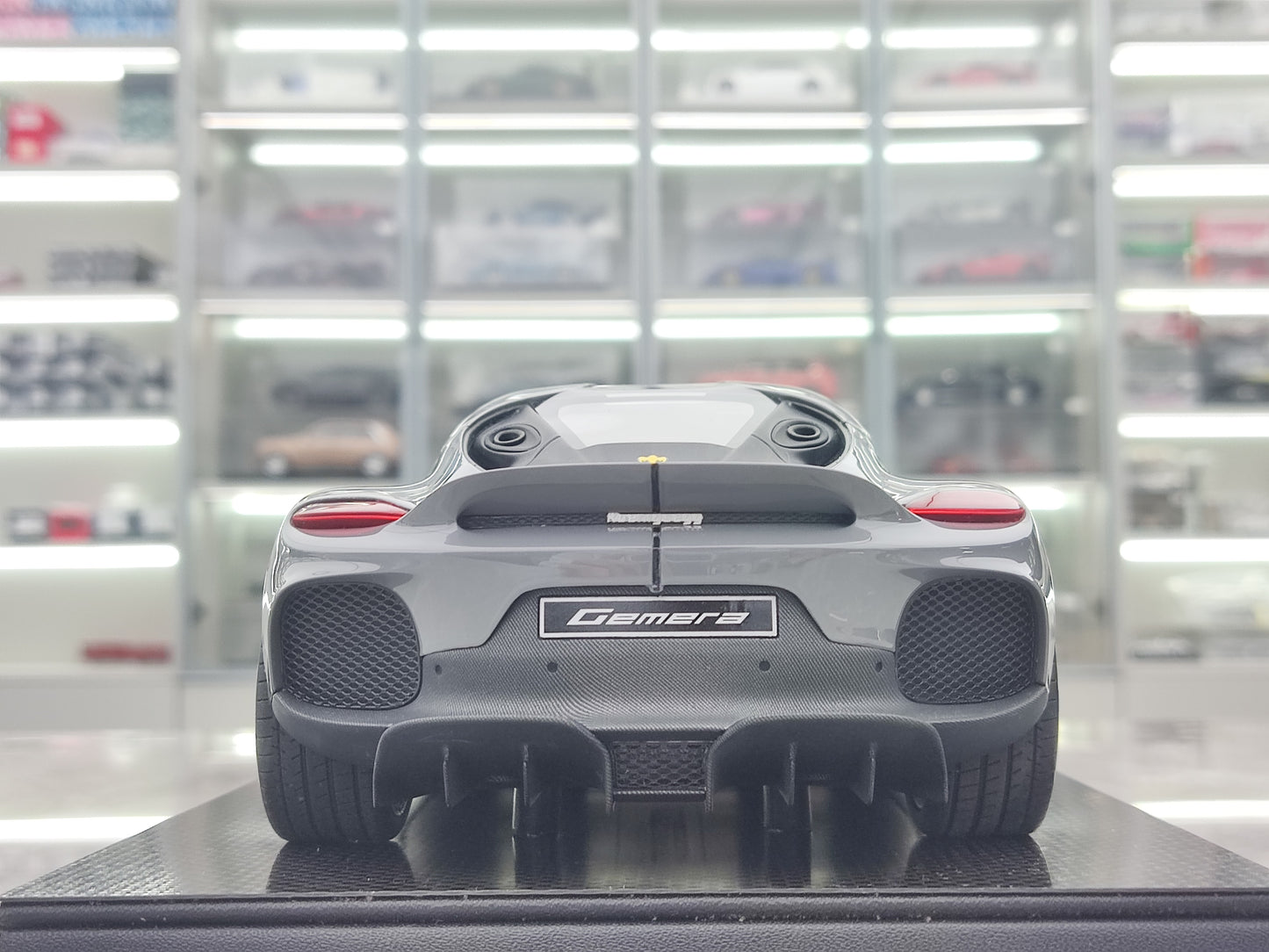 FRONTIART 1/18 Koenigsegg Gemera Grey FA027