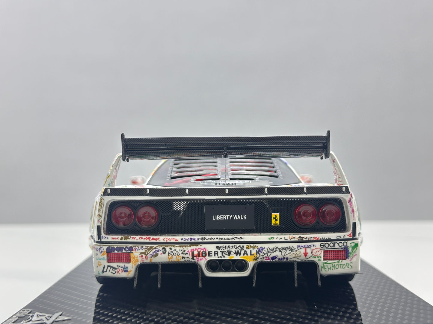 BBA MODEL 1/18 Ferrari F40 Widebody – Hand-Painted Graffiti Livery (BBA090)