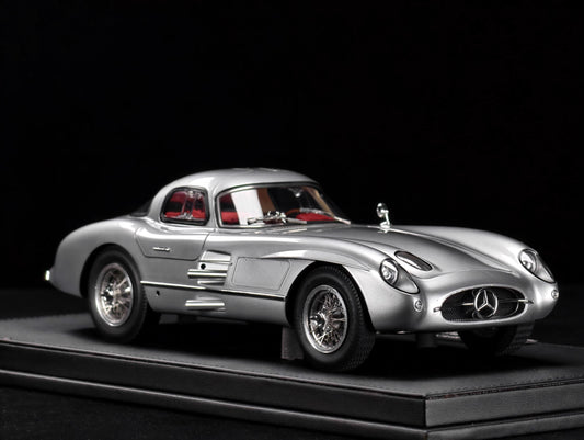V8 MODEL 1/18 Mercedes-Benz 300SLR Resin Car Model with opening hood and detailed engine.