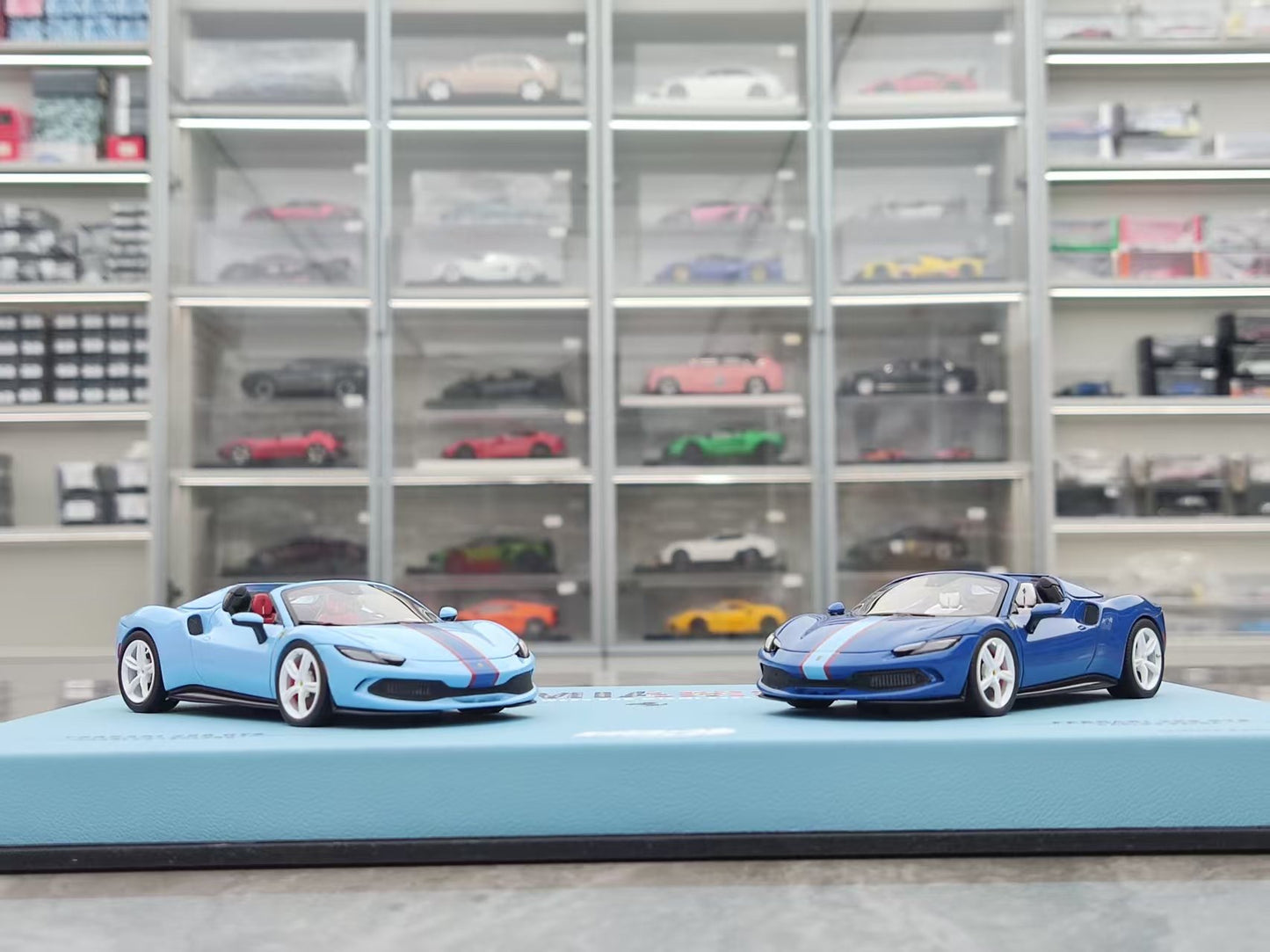 BBR 1/43 Ferrari 296 GTS Double Car Set Special Edition, Blue EMP112EX
