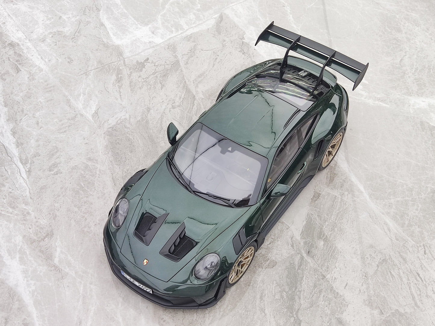 NOREV 1/12 Porsche 911 GT3RS Metallic Green Closed Model 127532