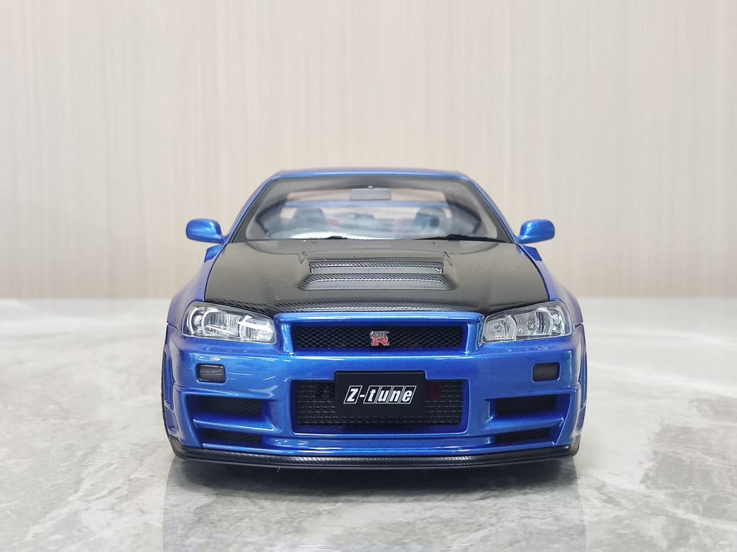 AUTOart 1:18 Nissan R34 GT-R Z-Tune (Blue with Carbon Fiber Hood) 77460