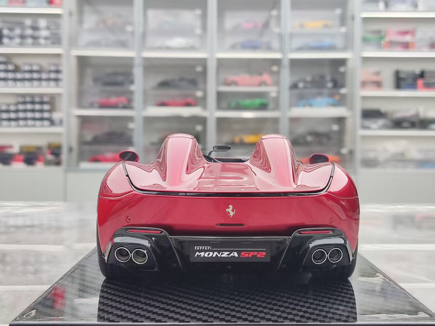 CE 1/18 Ferrari Monza SP2 Volcano Red CE008