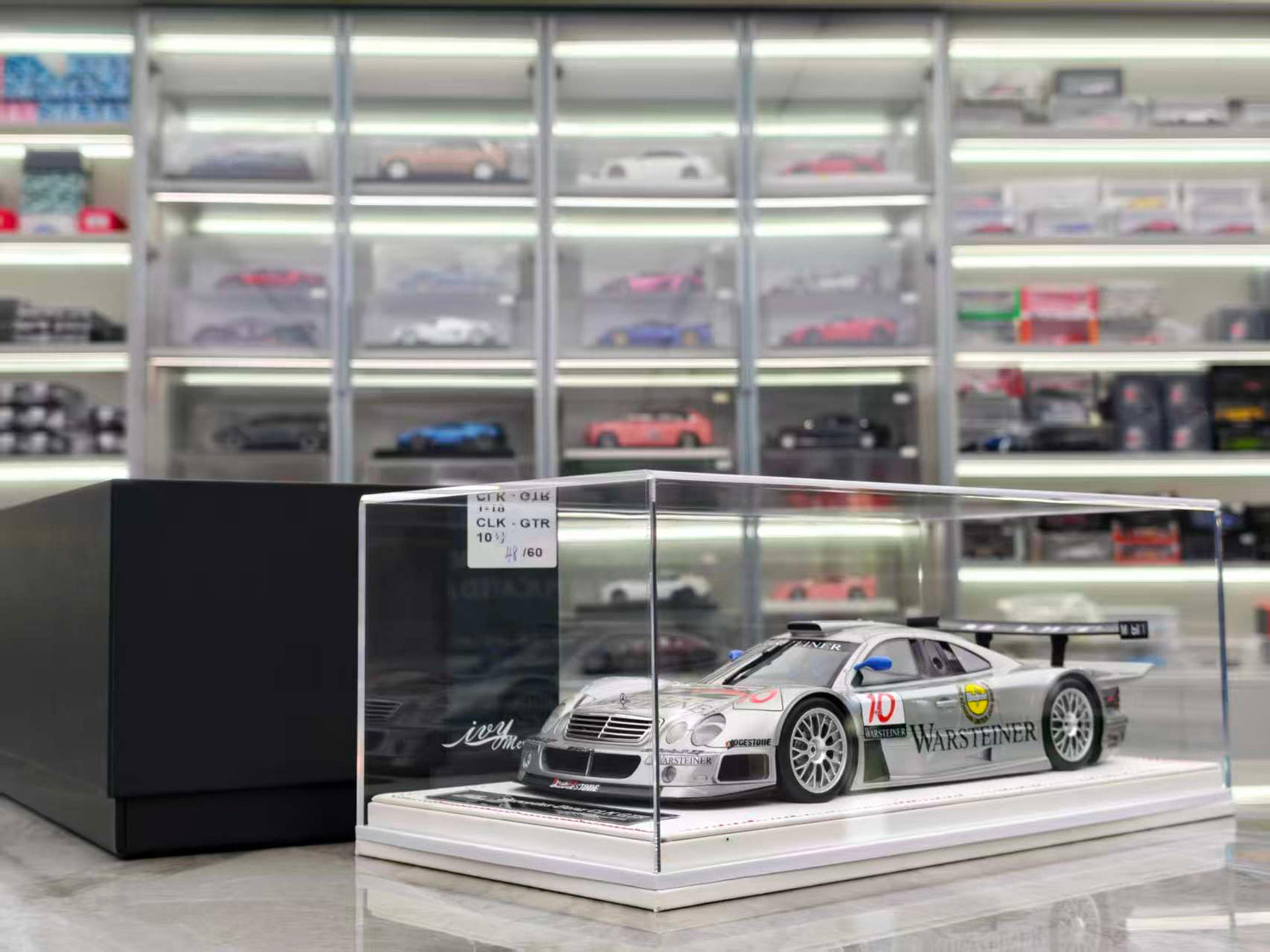 IVY 1/18 Mercedes-Benz CLK GTR Silver #10 IVY235