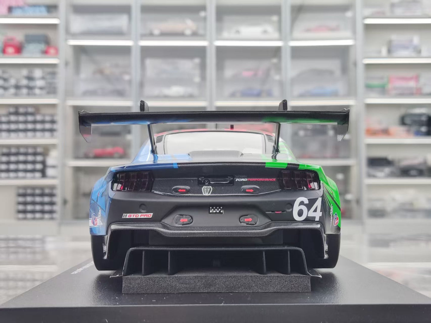Topspeed 1/18 Ford Mustang GT3 #64 Ford Multimatic Motorsports 2024 White/Blue/Red Livery TS0602