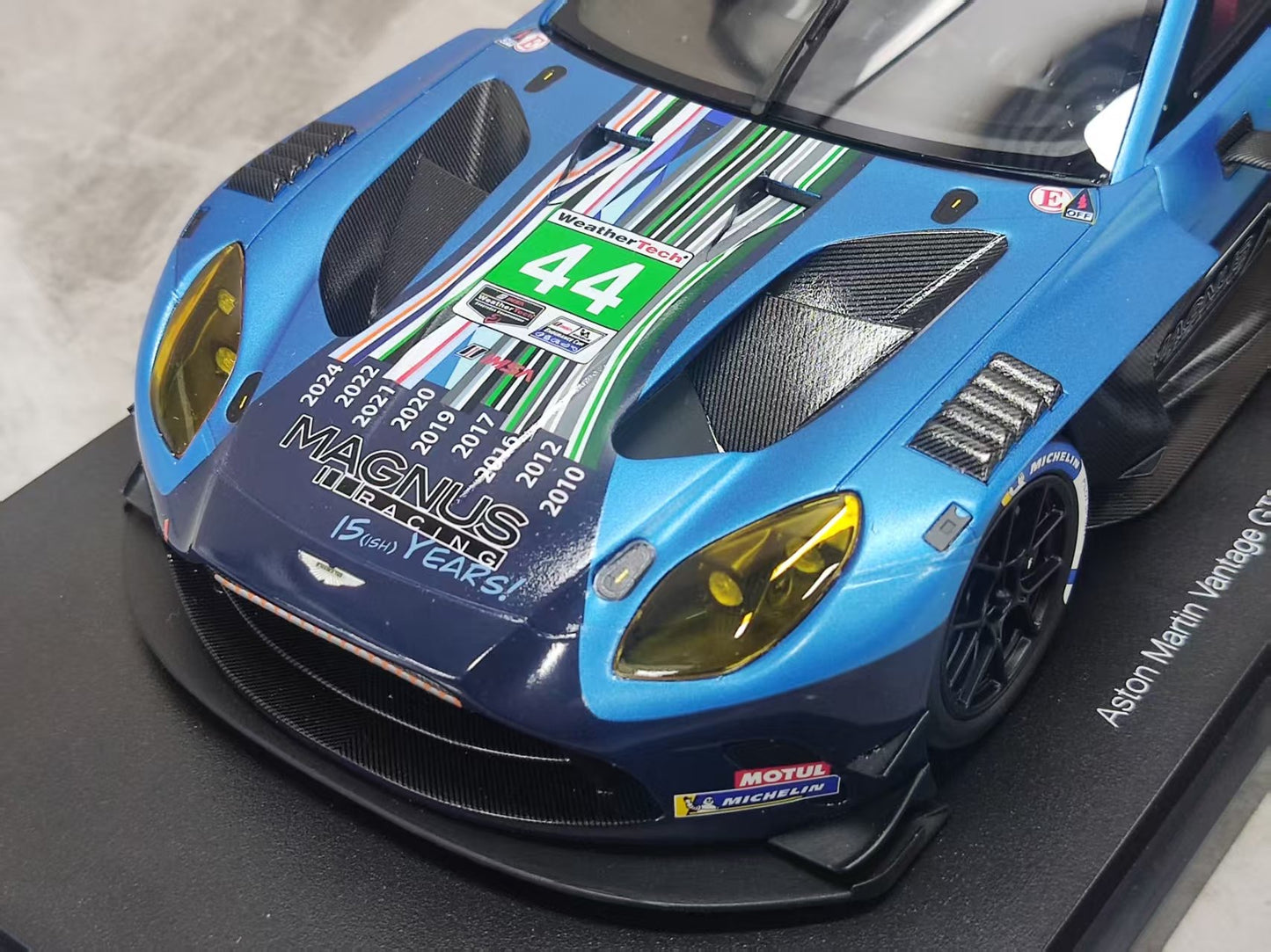 TopSpeed 1/18 Aston Martin Vantage GT3 EVO #44 Magnus Racing – Blue Livery (TS0682)