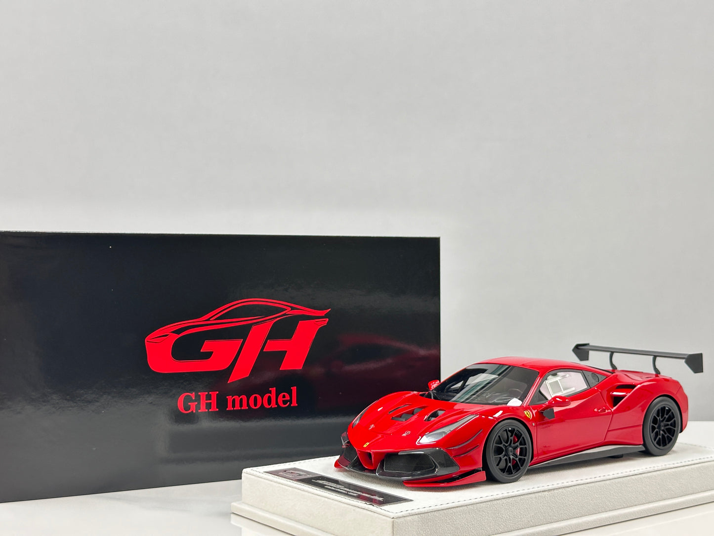 GH MODEL 1/18 Ferrari 488 Challenge Evo Standard Red GH019