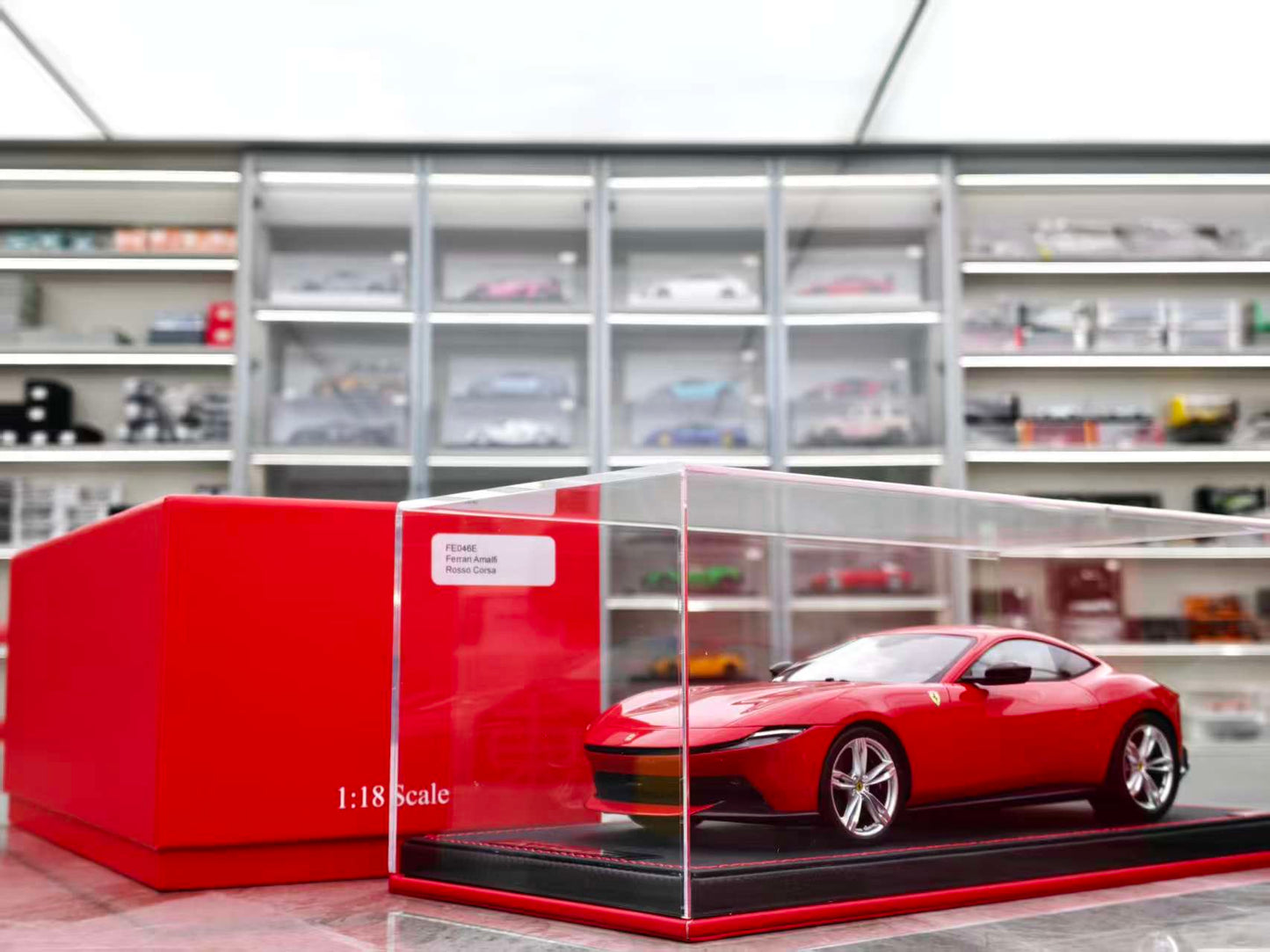 MR 1/18 Ferrari Amalfi FE046E