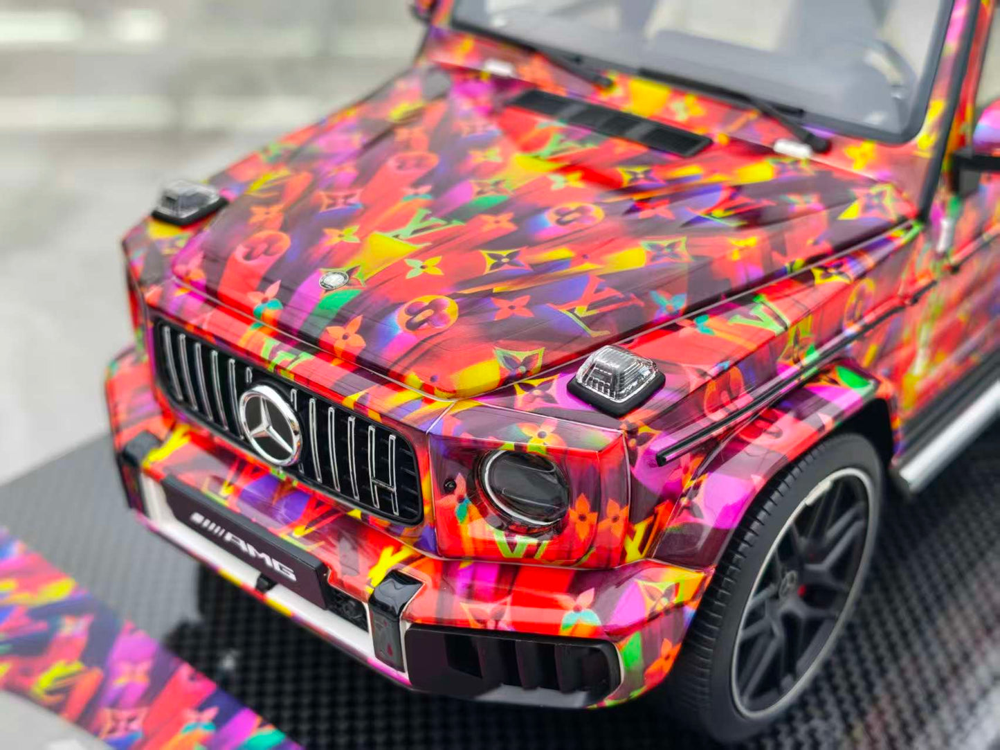 Dino Model 1/18 Mercedes-Benz G63 Custom Edition  DML001B