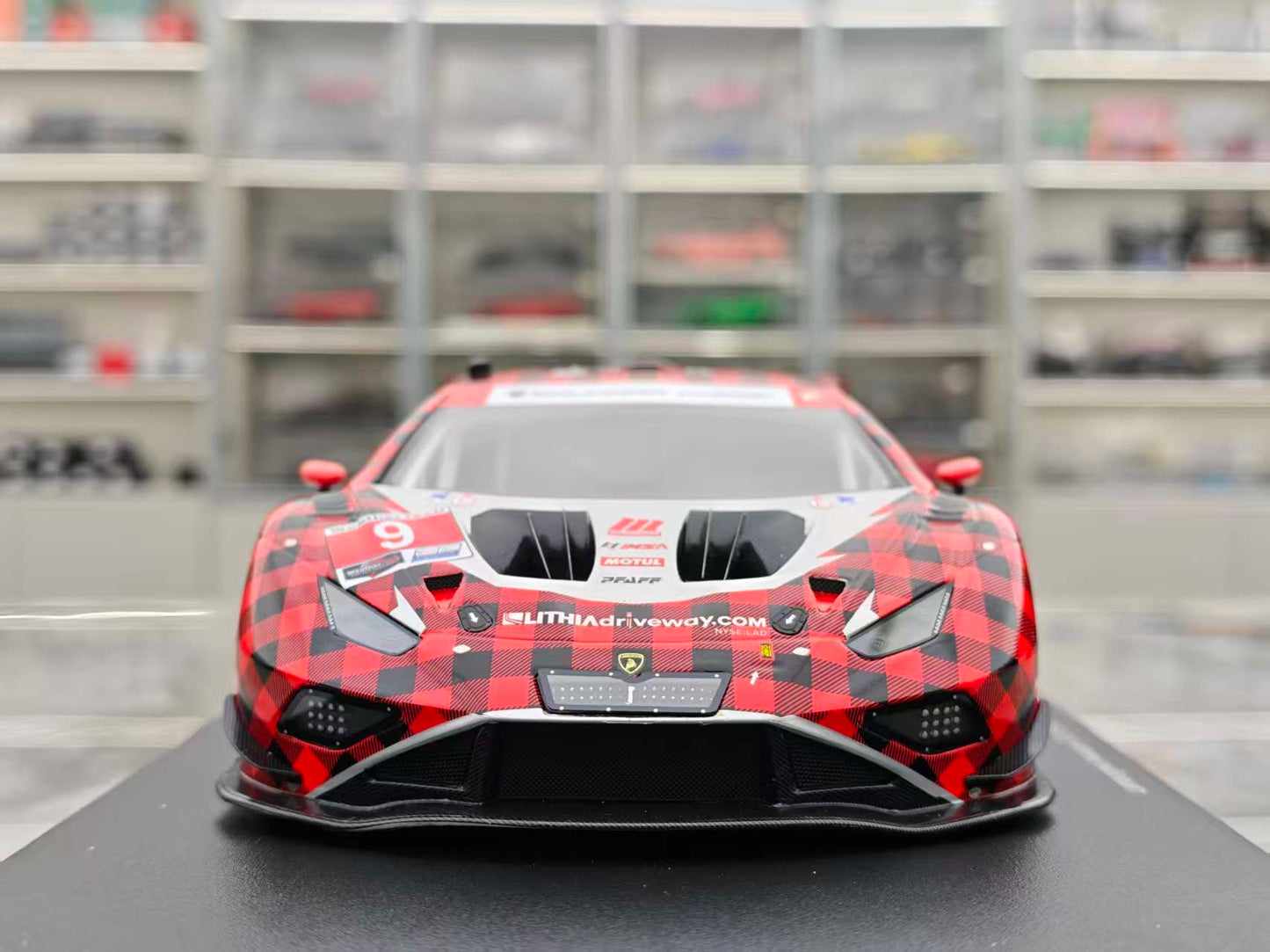Topspeed 1/18 Lamborghini Huracan GT3 EVO2 #9 Pfaff Motorsports TS0625