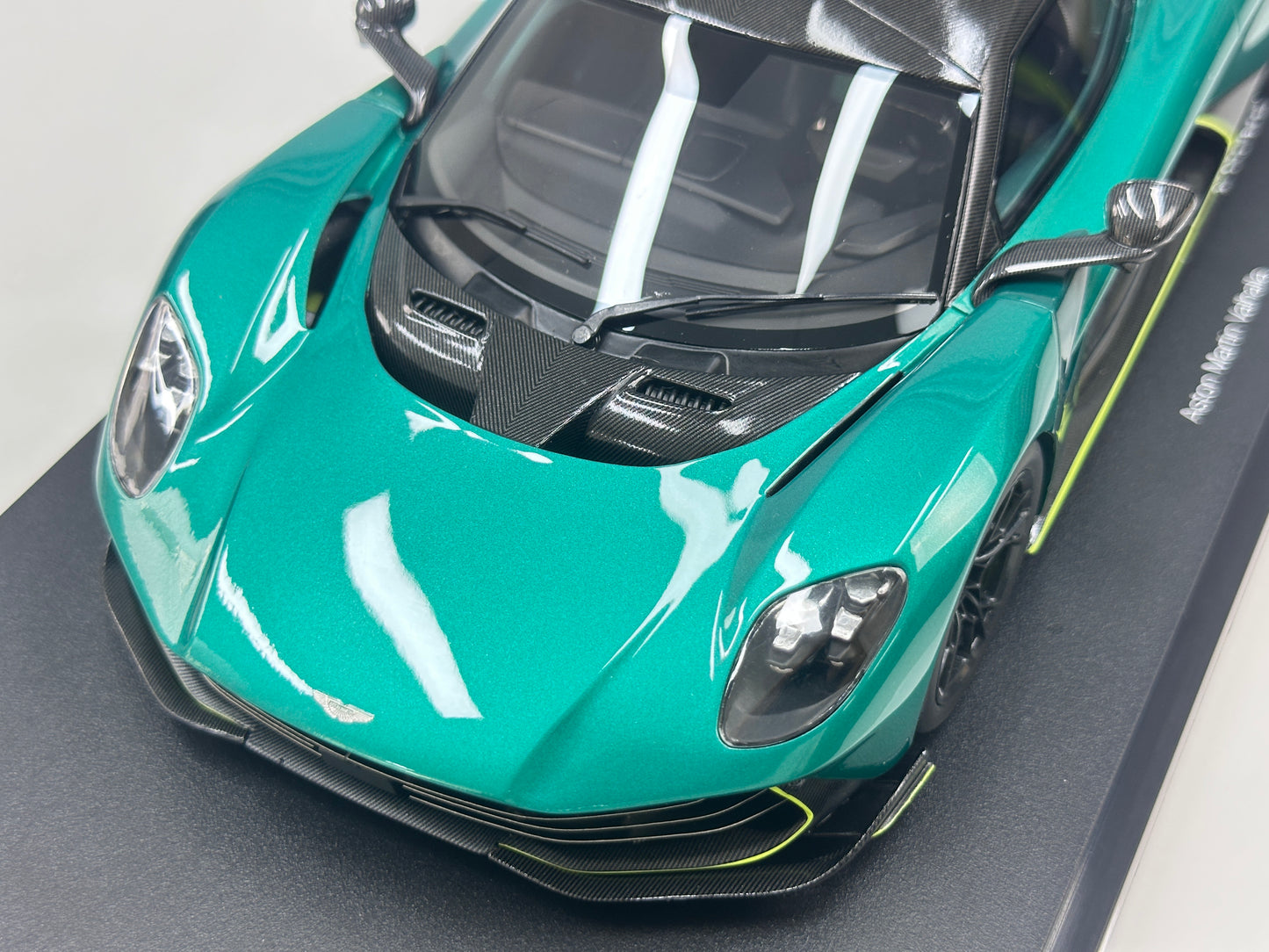 TopSpeed 1/18 Aston Martin Valhalla Podium Green TS0710