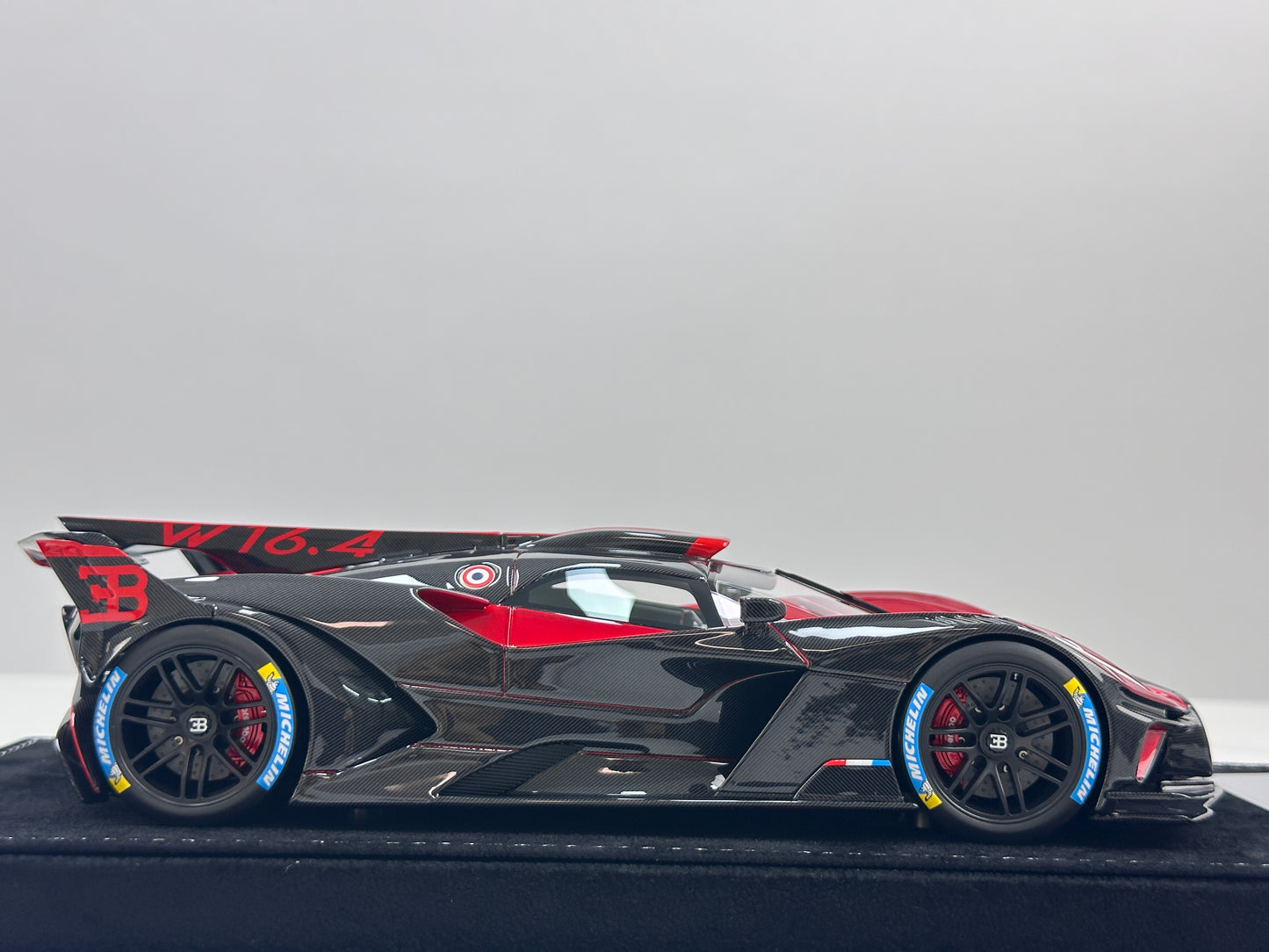 HH Model 1/18 Bugatti Bolide Metallic Red HH599