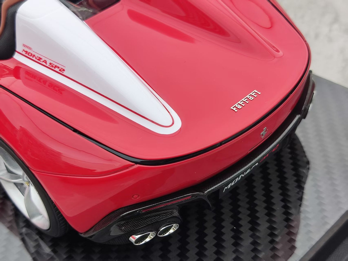CE 1/18 Ferrari Monza SP2 Standard Red CE011