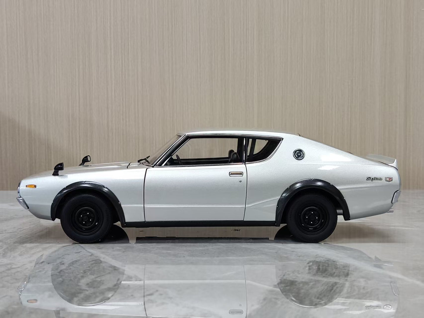 AUTOart 1:18 Nissan GT-R KPGC110 Silver AA223
