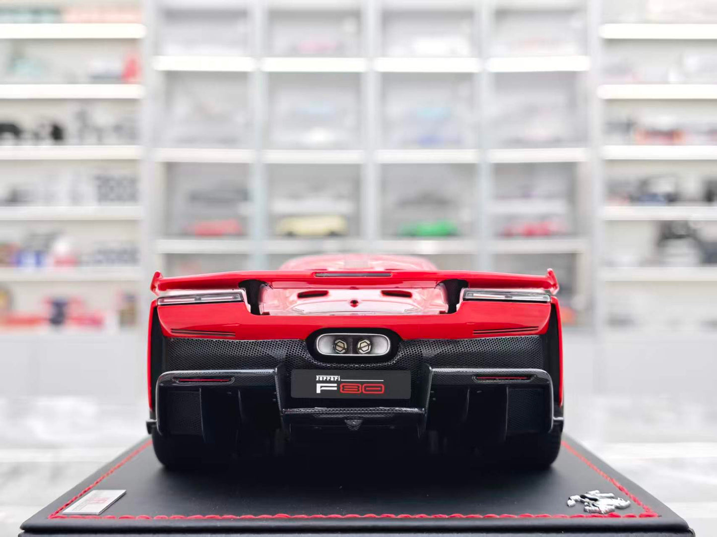 MR 1/18 Ferrari F80 Hardtop Standard Red FE045F