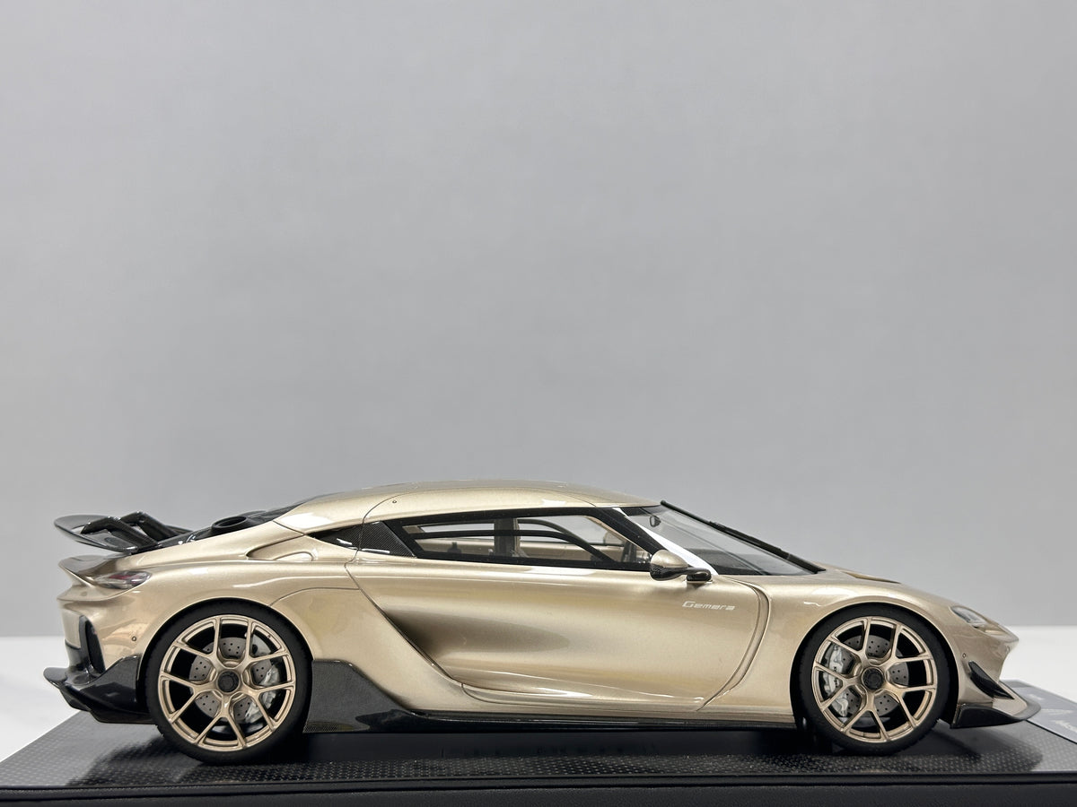 FrontiArt 1/18 Koenigsegg Gemera - Champagne Gold (FA207)