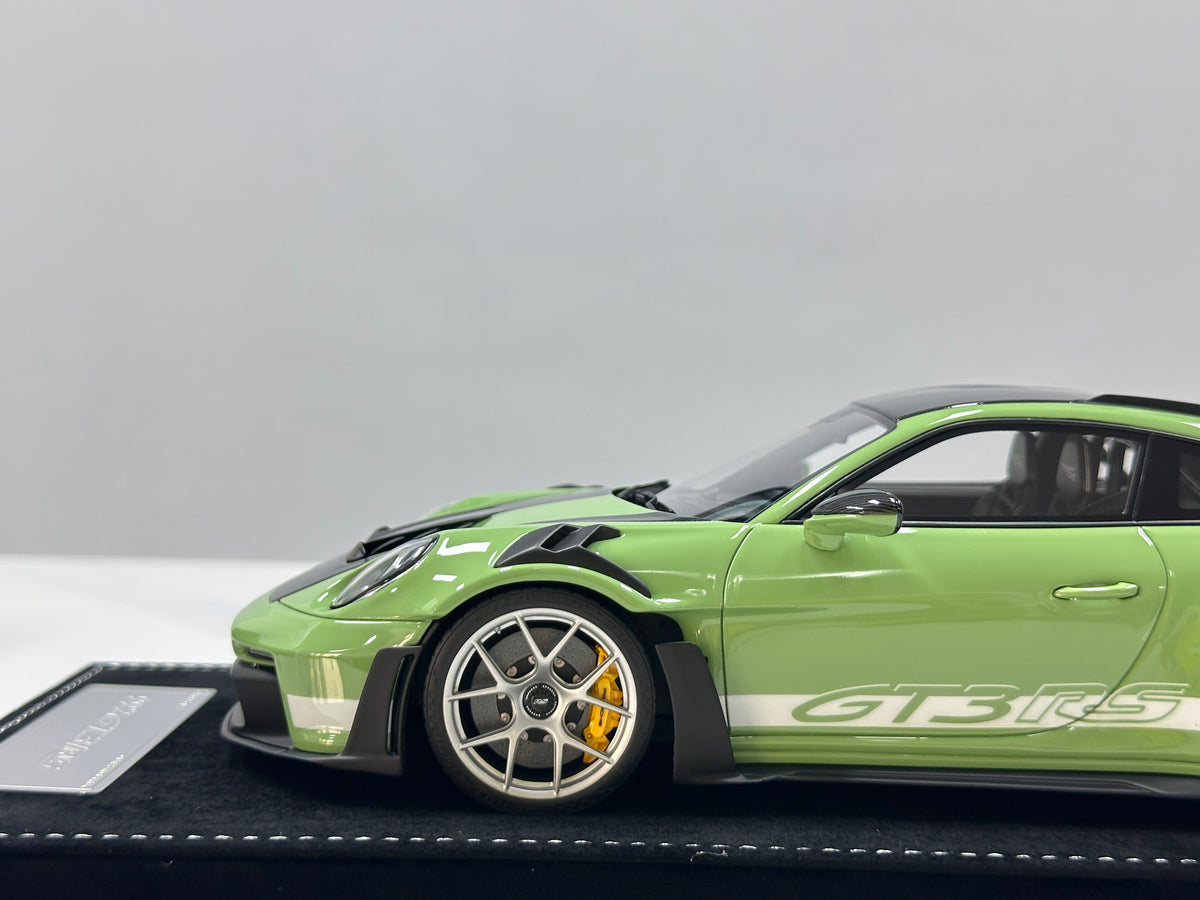 HH Model 1/18 Porsche 992 GT3 RS Francis Green HH726