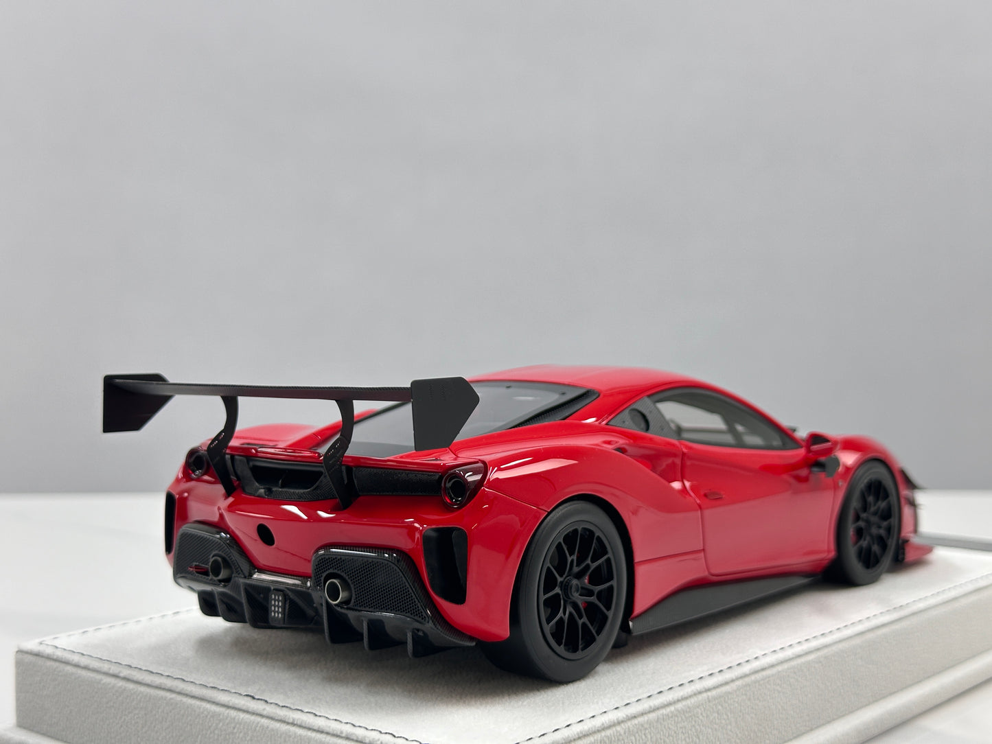 GH MODEL 1/18 Ferrari 488 Challenge Evo Standard Red GH019