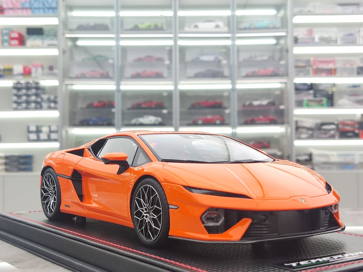 MR 1/18 Lamborghini New Huracan Temerario Progreso Orange Simulation Model Car LAMBO062C