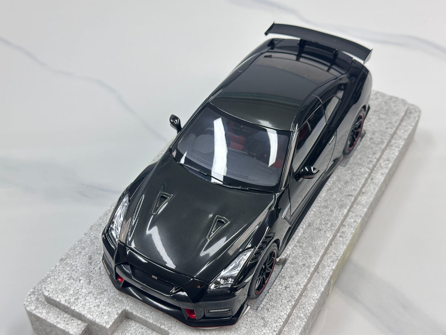 MOTORHELIX 1/18 Nissan GT-R NISMO (R35) Special Edition 2022 – Meteor Flake Black (MH379)