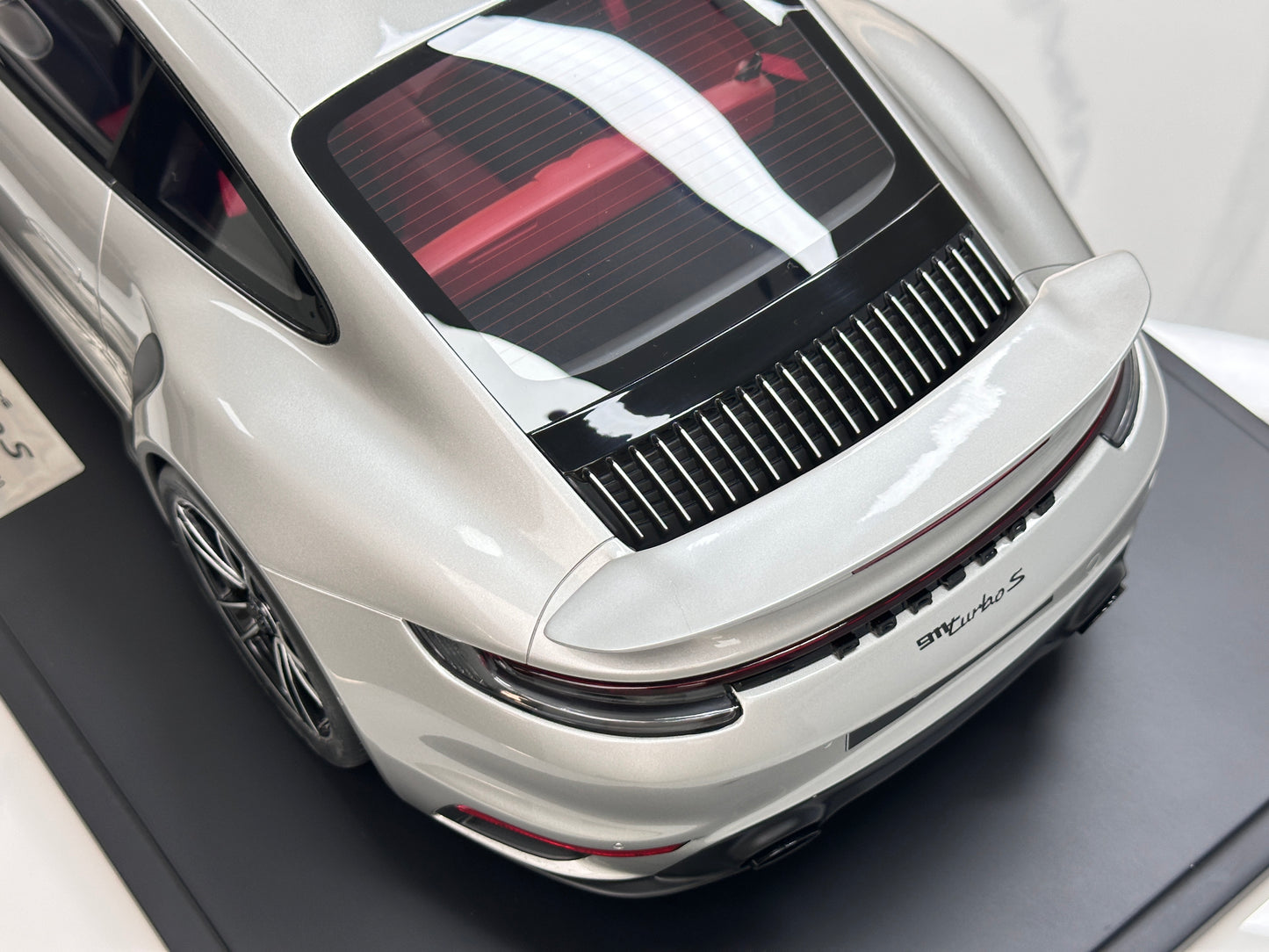 GT Spirit 1/8 Porsche 911 [992.1] TURBO S Silver GTS801801