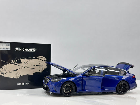 MINICHAMPS 1/18 BMW M5 2024 Metallic Blue 110023802