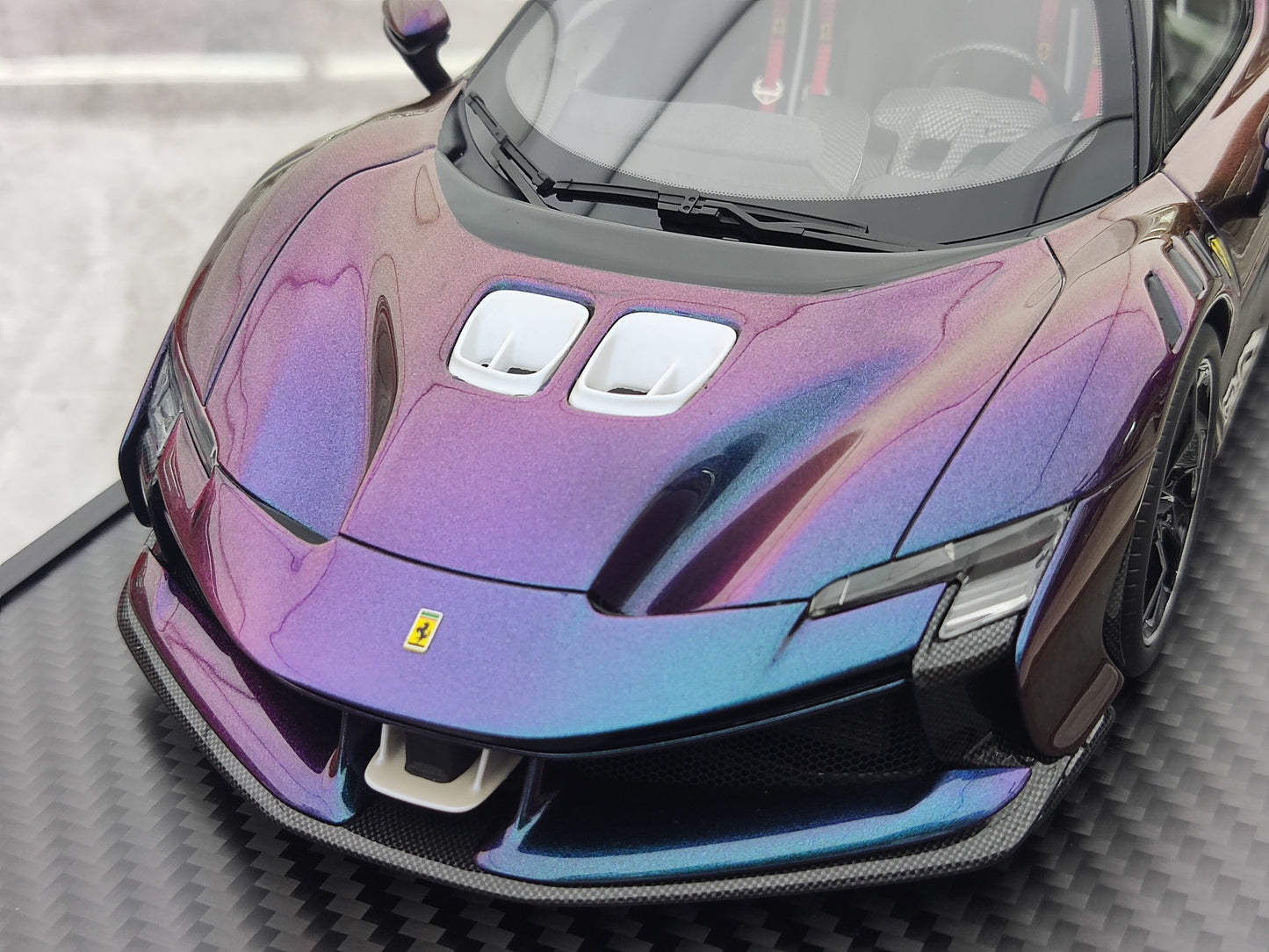 BBR 1/18 Ferrari SF90 XX Stradale Color-Changing Purple Resin Car Model P18237CHA1
