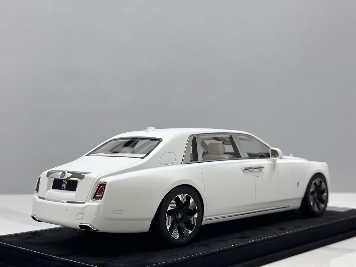 HH Model 1/18 Rolls-Royce Phantom Series II – Ivory White (HH735)