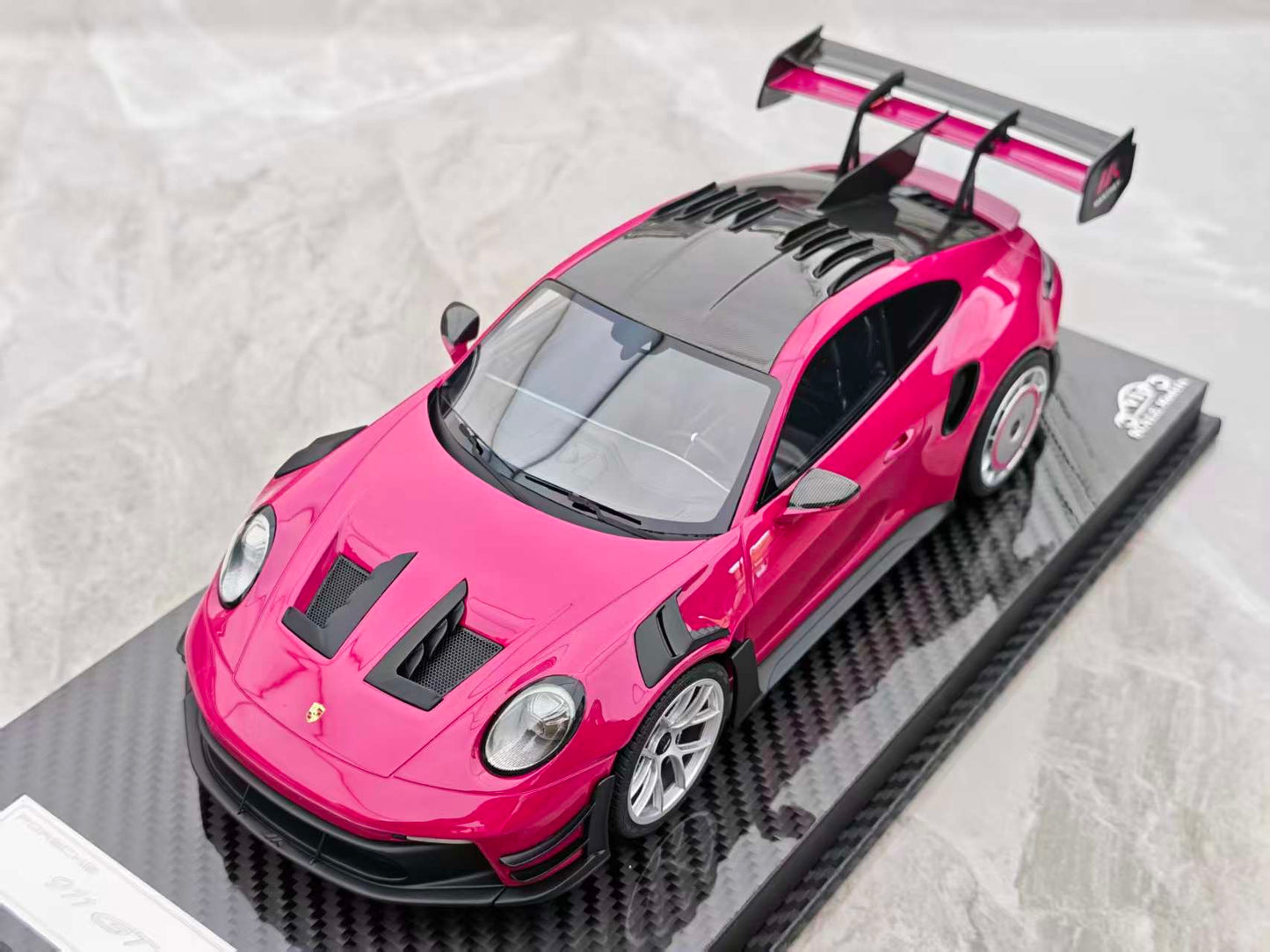 VIP 1/18 Porsche 911 GT3 RS-Manthey Racing, Pink VIP190